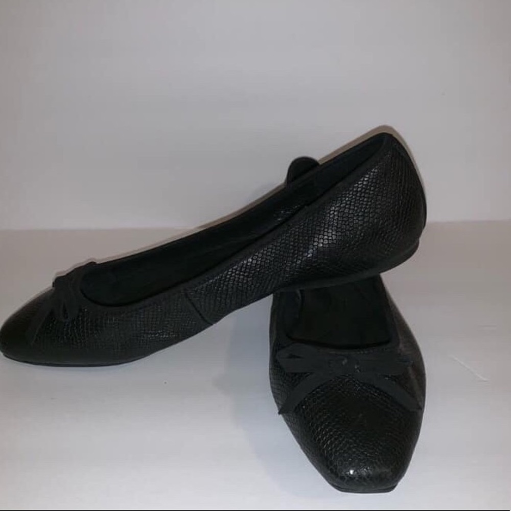 Born Snake Embossed Carri Flat